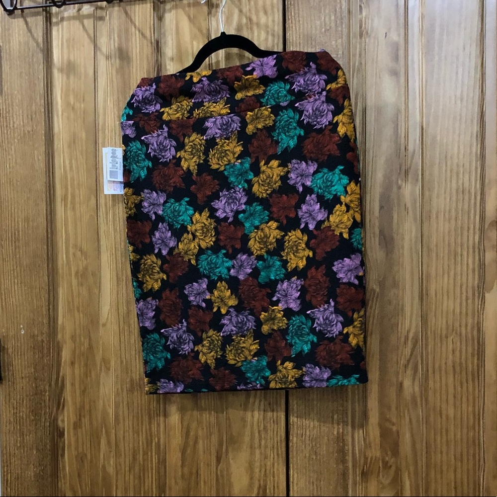 NWT XL Floral Cassie